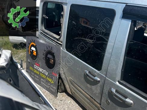 Ford Tourneo Connect Sağ Sürgülü Kapı çıkma parça