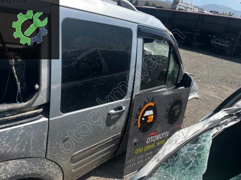 Ford Tourneo Connect Sağ Sürgülü Kapı çıkma parça