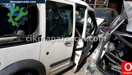 Ford Tourneo Connect Sağ Sürgülü Kapı çıkma parça