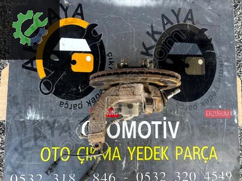 Ford Tourneo Connect Sağ Taşıyıcı çıkma parça