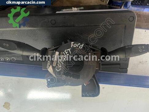 Ford Transit Connect Silecek Kolu çıkma parça
