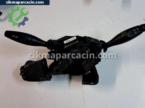 Ford Transit Connect Sinyal Kolu çıkma parça