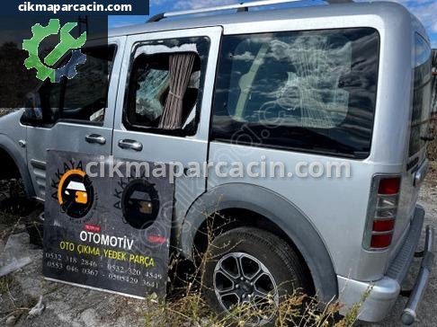 Ford Tourneo Connect Arka Çamurluk çıkma parça