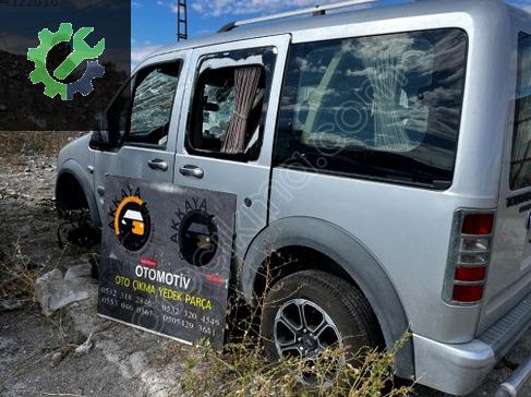 Ford Tourneo Connect Arka Çamurluk çıkma parça