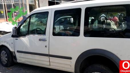 Ford Tourneo Connect Sol Arka Çamurluk çıkma parça