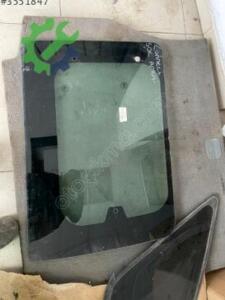 Ford connect sol arka kelebek camı