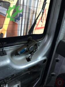 Ford Connect Sol Bagaj Cam Motoru Hatasız Orjinal Çıkma