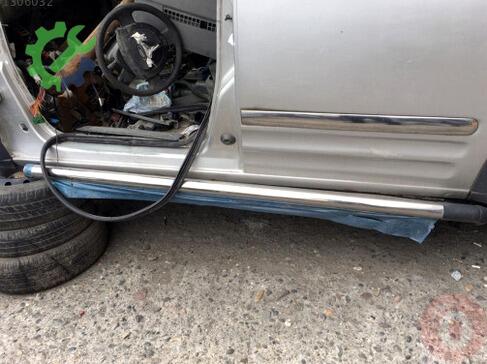 Ford Tourneo Connect Biyel çıkma parça