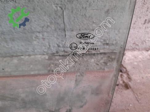 Ford Tourneo Connect Sol Ön Kapı Camı çıkma parça