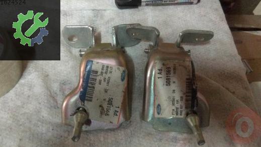 Ford Transit Connect Kapı Menteşesi 2T1AV22801DB çıkma parça
