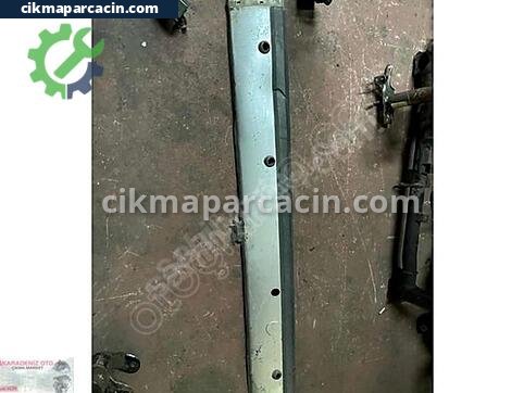 Ford Tourneo Connect Tampon Demiri çıkma parça