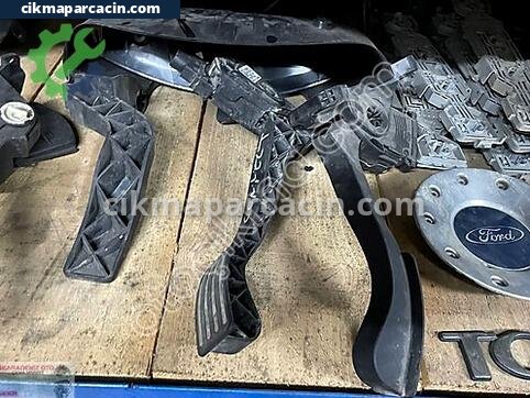 Ford Tourneo Connect Pedal çıkma parça