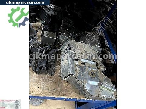 Ford Tourneo Connect Kapı Kilidi çıkma parça
