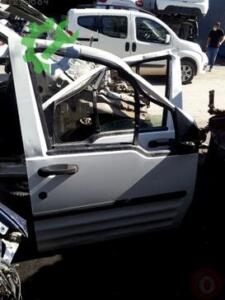 Ford connet sağ ön kapi beyaz