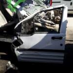 Ford connet sağ ön kapi beyaz