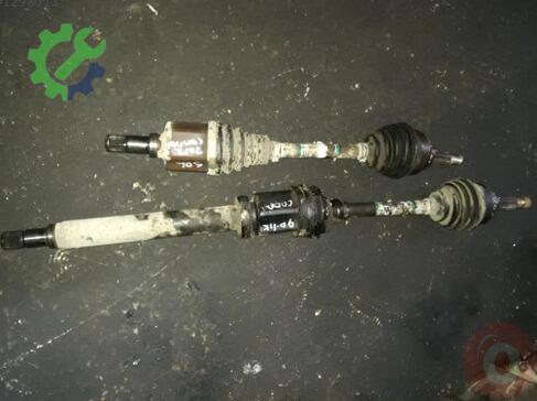 Ford Tourneo Connect Sol Aks çıkma parça