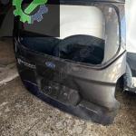 Ford corier bagaj kapağı