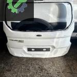 Ford corier bagaj kapağı