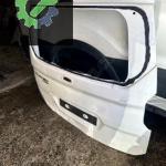 Ford corier bagaj kapağı