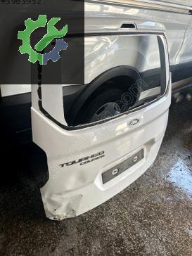 Ford Tourneo Courier Bagaj Kapağı çıkma parça