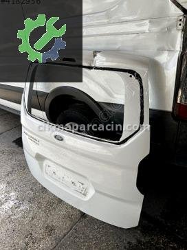 Ford Tourneo Courier Bagaj Kapağı çıkma parça