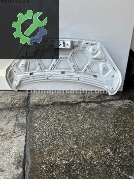 Ford Tourneo Courier Kaput çıkma parça