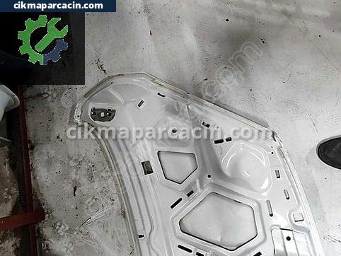 Ford Tourneo Courier Kaput çıkma parça