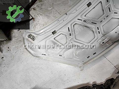 Ford Tourneo Courier Kaput çıkma parça