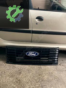 Ford Tourneo Courier Ön Panjur çıkma parça