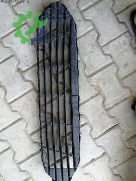 Ford Tourneo Courier Ön Panjur çıkma parça