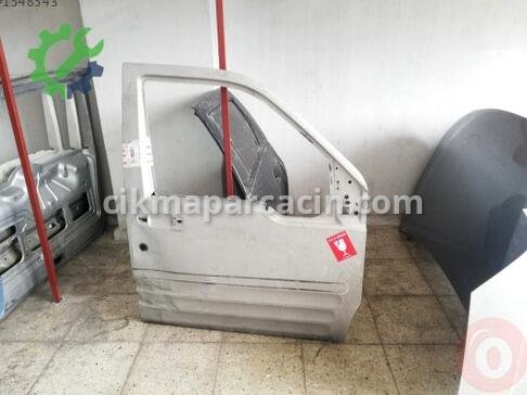 Ford Transit Connect Sağ Ön Kapı çıkma parça