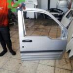 Ford cornet sağ ön kapı çıkma orjinal