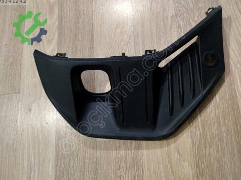 Ford Tourneo Courier Sis Farı Çerçevesi çıkma parça