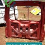 Ford Courier 15-25 Bagaj Kapağı