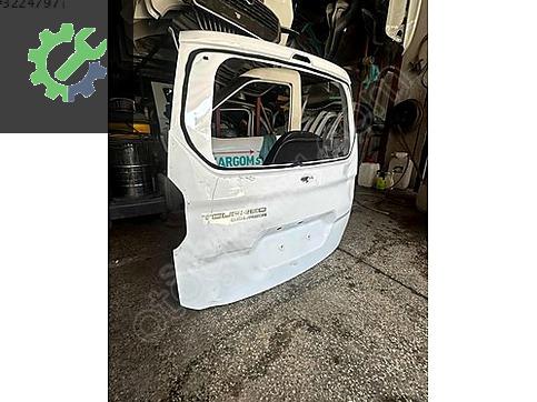Ford Tourneo Courier Bagaj Kapağı çıkma parça