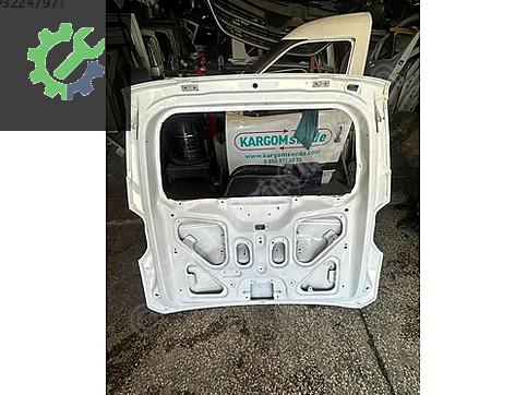 Ford Tourneo Courier Bagaj Kapağı çıkma parça