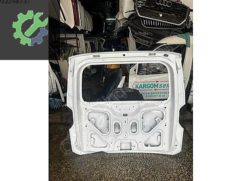 Ford Tourneo Courier Bagaj Kapağı çıkma parça