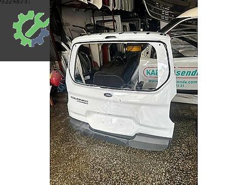 Ford Tourneo Courier Bagaj Kapağı çıkma parça