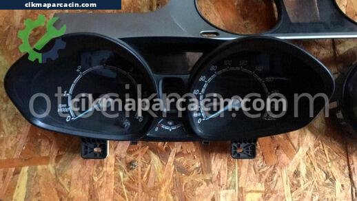 Ford Tourneo Courier Gösterge çıkma parça
