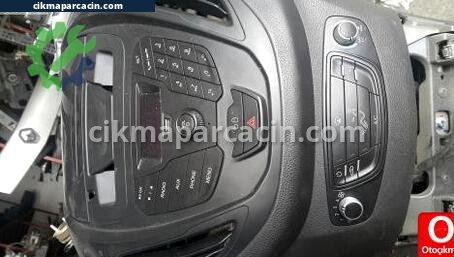 Ford Tourneo Courier Klima Kontrol Paneli çıkma parça