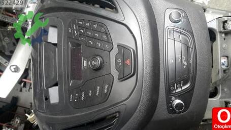 Ford Tourneo Courier Klima Kontrol Paneli çıkma parça