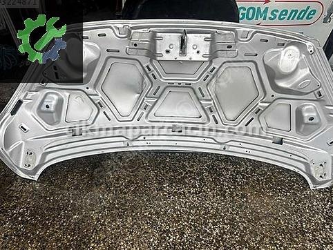 Ford Tourneo Courier Kaput çıkma parça