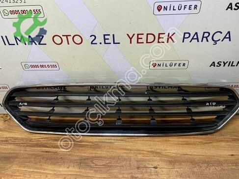 Ford Tourneo Courier Ön Panjur çıkma parça