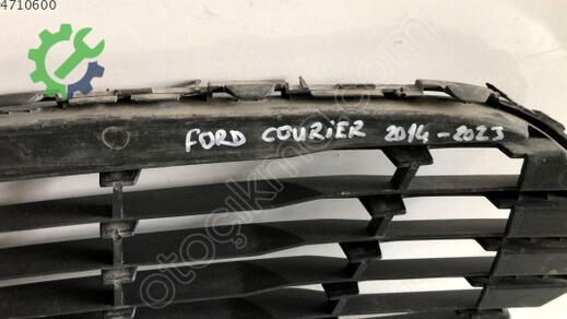 Ford Transit Courier Tampon Izgarası 17B968 çıkma parça