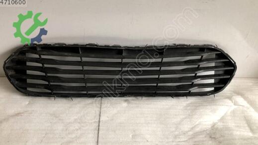 Ford Transit Courier Tampon Izgarası 17B968 çıkma parça