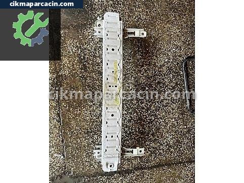 Ford Tourneo Courier Ön Tampon Demiri çıkma parça