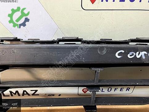 Ford Tourneo Courier Tampon Izgarası ET7617B968 çıkma parça