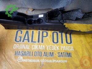 Ford Courier Orta Konsol Hatasız orjinal Çıkma