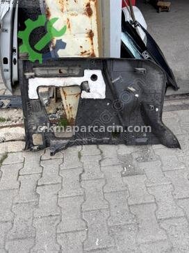 Ford Tourneo Courier Bagaj Döşemesi çıkma parça