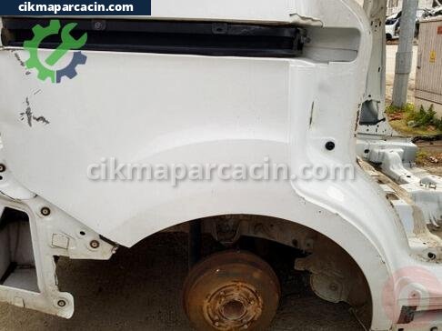 Ford Tourneo Courier Sağ Arka Çamurluk çıkma parça